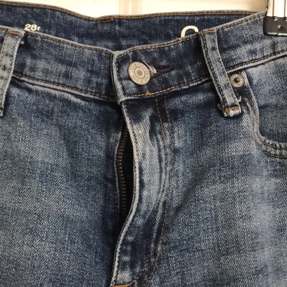 Gap 1969 destroyed medium wash jeans - Picture 6 of 9